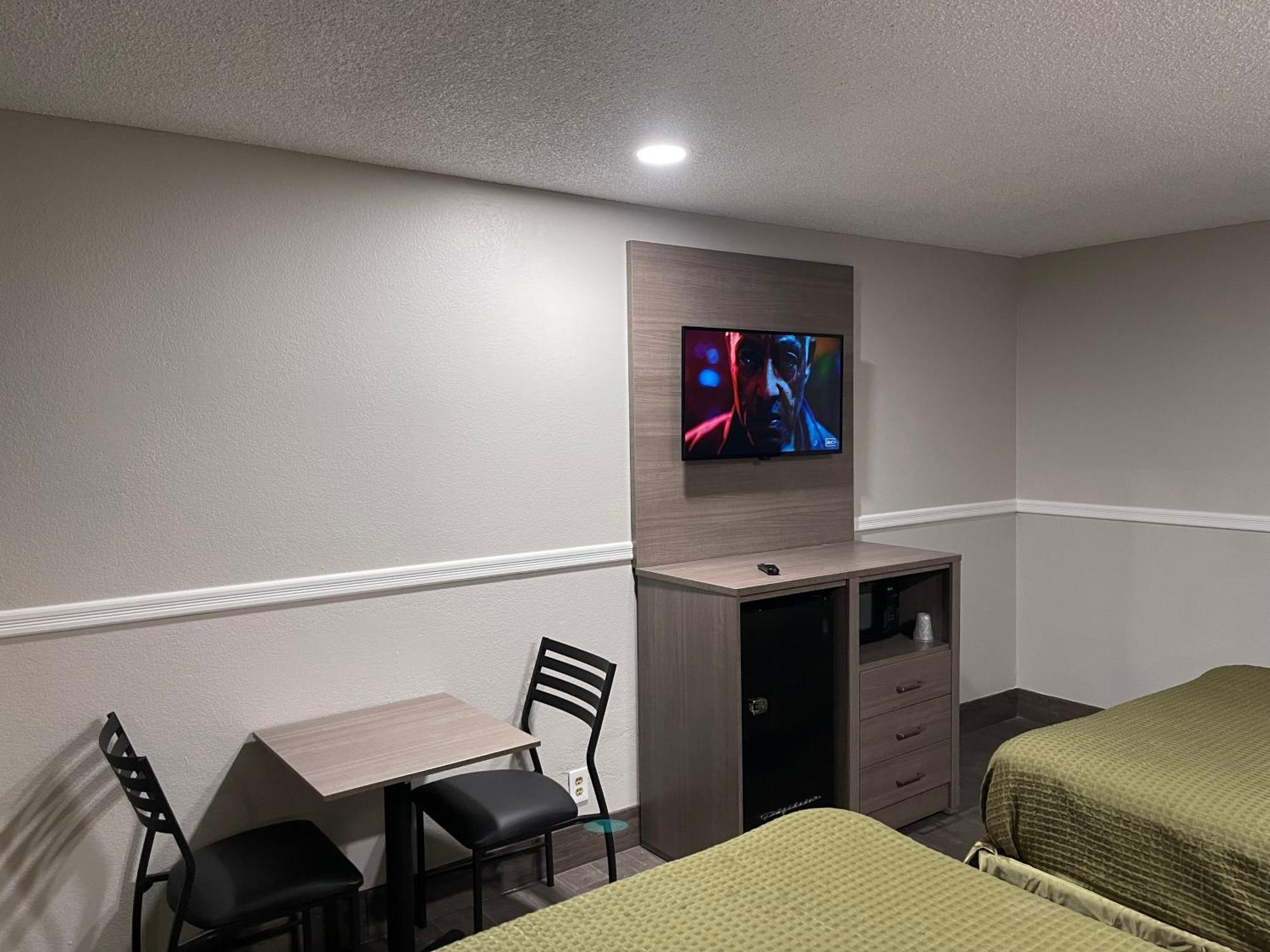 Simplestay Suites - Downtown Сан Бернардино Екстериор снимка