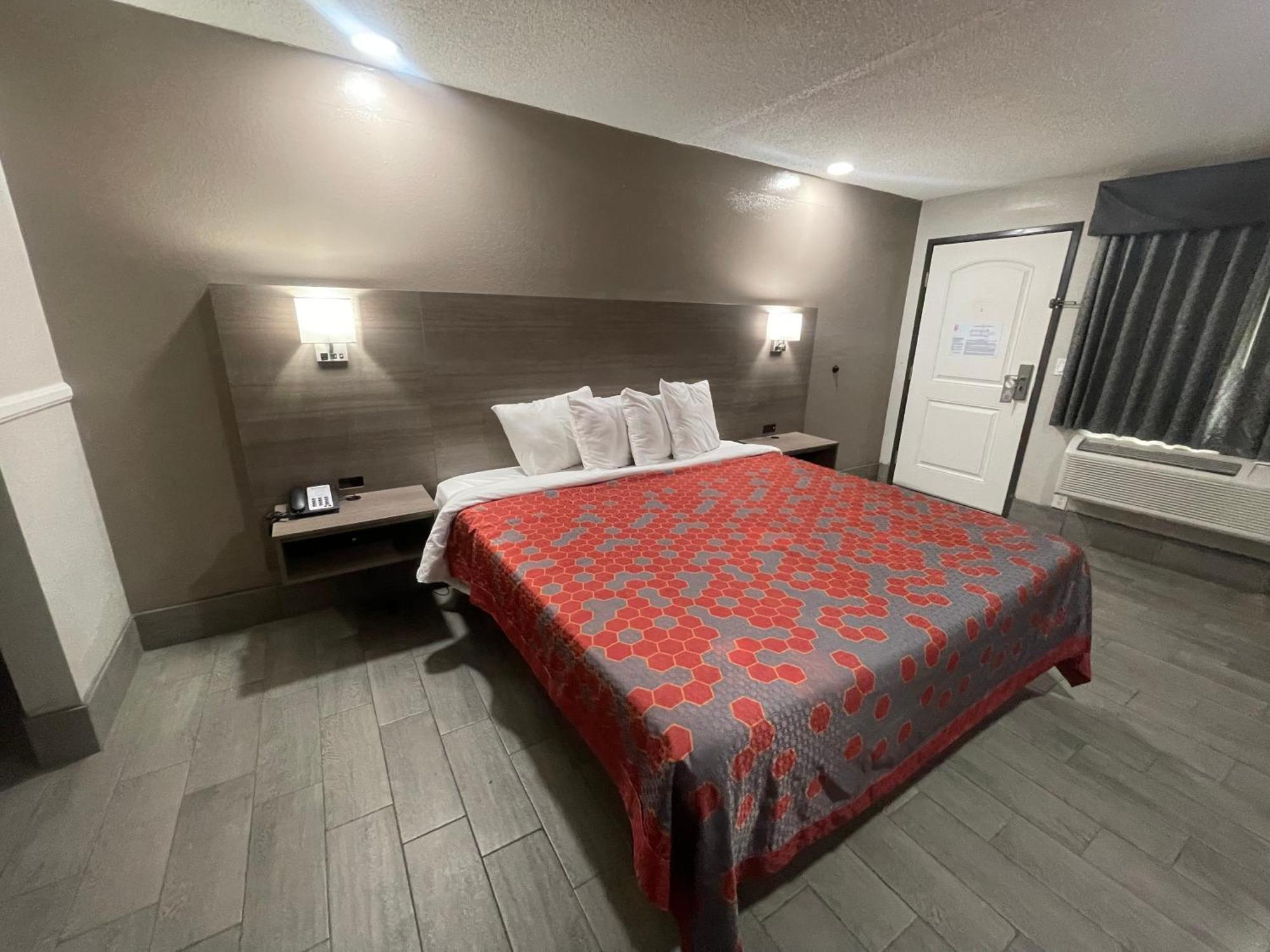 Simplestay Suites - Downtown Сан Бернардино Екстериор снимка